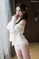 HuaYang 2018-06-15 Vol.053: Model Zhou Yuxi (周 于 希) (46 photos) P30 No.8320e6